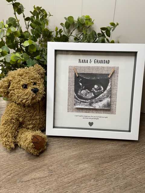 Baby Scan Personalised Photo Frame Gift - Pregnancy Announcement Mummy/Daddy To Be Grandparents Nana/Grandad Your Own Wording - image 1