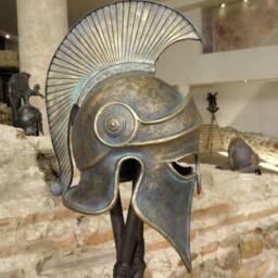 Greek Corinthian Helmet & Shield Set Ancient Larp Armor Cosplay - thumbnail 3