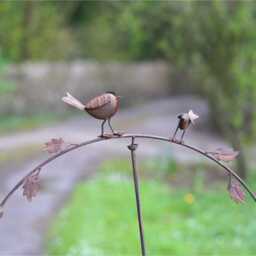Robin Balancer Metal Stake - Large British Bird Garden Ornament Outdoor Decor - thumbnail 2