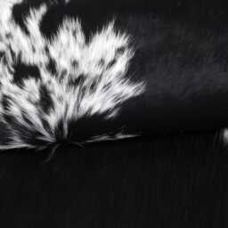 Medium Statement Cowhide Rug - Premium Black & White Hair-On Leather Design - thumbnail 3