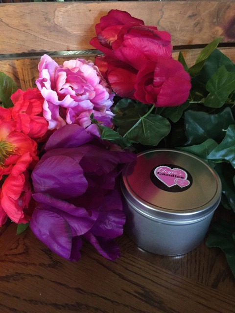 Hawaiian Paradise Handmade Hand Poured 16 Oz Soy Candle in Metal Tin With Matching Lid