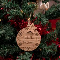 Oak, Cherry Or Walnut - Personalised Baby's 1st First Christmas Xmas Tree Decoration/Bauble Ornament With Charm Wooden Wood Engraved - thumbnail 2