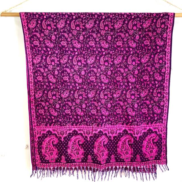 Warm Snuggle Blanket 4 Parties Festivals & Snuggling. A Lovely Soft Touch, Very Warm, Nice & Lightweight Shawl Scarf Throw - image 1