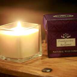 Mystix London - Frankincense & Bergamot Scented Candle - Large - thumbnail 3