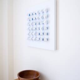 Modern Wall Art Sculpture Block Geometric Minimalist Grid Pattern White With Blue Color Reflection Rotatable Blocks Changeable Pattern - thumbnail 2