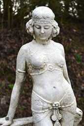 "Art Deco Female Statue Egyptian Style ""Cleopatra" - thumbnail 3