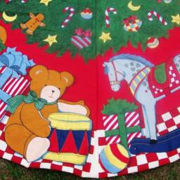 Toyland Christmas Tree Skirt - thumbnail 2