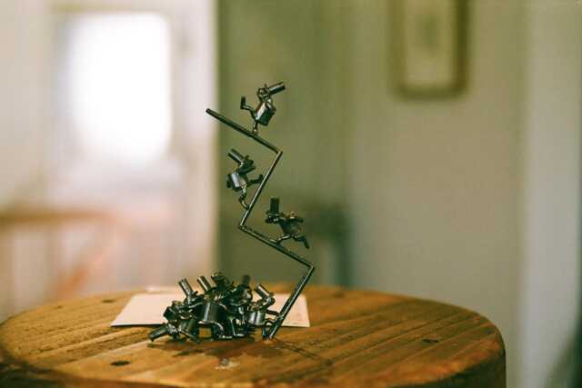 Happy Dreamer Bronze Zigzag Ladder Figurine - image 1