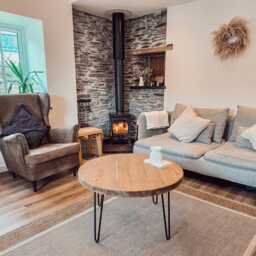 Olva Wooden Round Coffee Table With Hairpin Legs