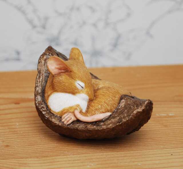 Realistic Mouse Sleeping Figurine in Conker Shell, Hand Painted With Bronze Patina Shell, Handcrafted Fine Detail - image 1
