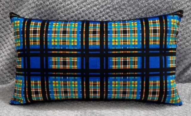 Designers Guild Patiali Cobalt & Omega Velvet Cushion Cover35x55 cm - image 1
