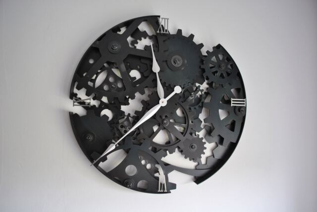 Steel Circle Of Cogs & Gears Industrial Steampunk Metal Clock - image 1