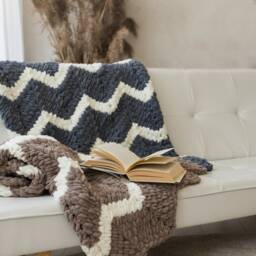 Handmade Gray Wavy Blanket Hypoallergenic Micro Polyester Home Decor - thumbnail 3