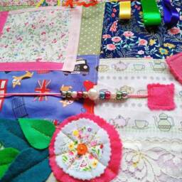 Personalised Dementia Fidget Blanket Floral Alzheimer's Quilt, Fidget Gift, Memory Life Story Present Mum Summer Garden Wildlife Bird Autism - thumbnail 2