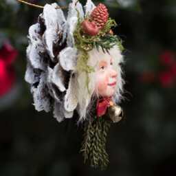 Handmade Christmas Tree Ornament Pendant Decoration, Holiday Decor - thumbnail 4