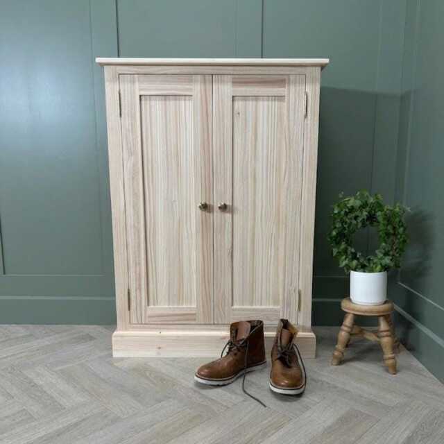 Hall Shaker 2 Door Shoe Storage, Larder Or Linen Storage Cupboard. Ready To Paint - image 1