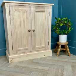Hall Shaker 2 Door Shoe Storage, Larder Or Linen Storage Cupboard. Ready To Paint - thumbnail 3