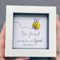 Best Friend Gift, Thinking Of You, Sister Gifts, Positive Affirmation Friendship Pebble Art Unusual Gifts For Women, Galentines Gift - thumbnail 3