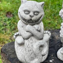 stone/Concrete Alice in Wonderland Garden Ornament Set - thumbnail 3