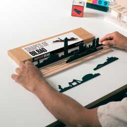 Bilbao Skyline Diorama 3D Acrylic & Elm Wood Cityscape - thumbnail 2