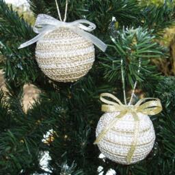 Christmas Decoration, 4 Crochet Balls Ornaments, Handmade Shatterproof Balls, Ooak Ornaments - thumbnail 2