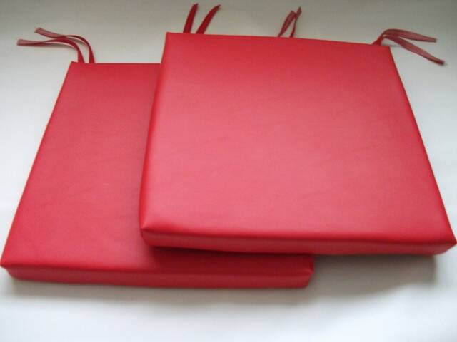 "2 Red Faux Leather Square Dining Garden Chair Cushions Seat Pads 14"" To 20" - image 1