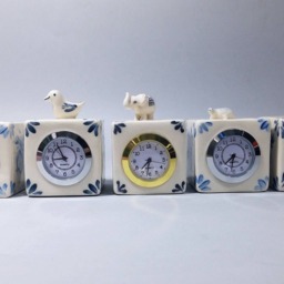 Cube Clock, Small Desk Clock in White & Blue, Ceramic Table Retro Style, Father's Day Gift Under 50 Idea - thumbnail 4