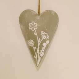 Large Grey Metal Hanging Heart Decoration With Daisy - The Home & Hearts Shop Rustic Wall Wedding Gift Christmas - thumbnail 1