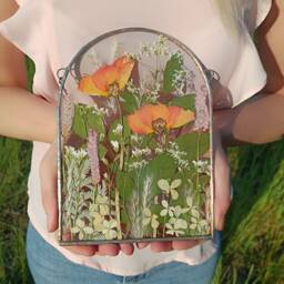 Pressed Flower Art in Stained Glass Frame Floral Wall Decor - thumbnail 3