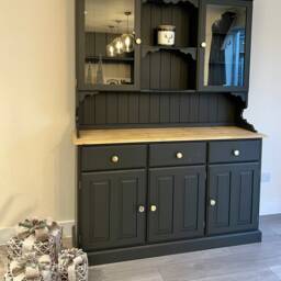Dresser in Blackjack With Glass Doors & Wood Top - thumbnail 2