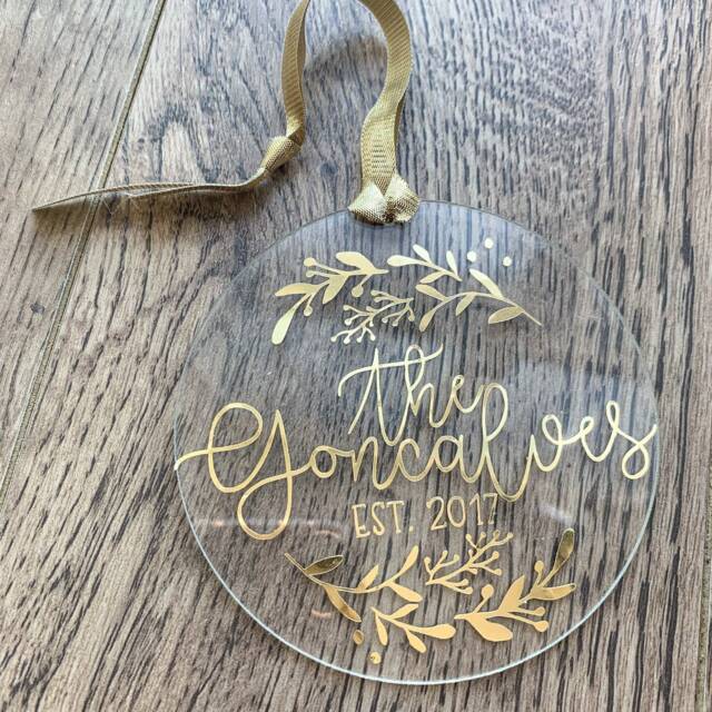 Custom Family Round Acrylic Ornaments. Personalized Christmas & Holidays - image 1