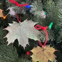 Sugar Maple Leaf Ornament Silver, Extra Large, Gift, Christmas Card, Canada, Canadian Leaf, Silver - thumbnail 2