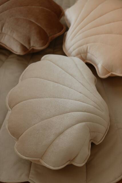 "Velvet Shell Pillow ""Cream Pearl" - image 1
