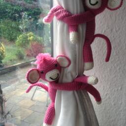 Crochet Monkey Curtain Tie Backs, Nursery Decor, Baby Shower Gift - thumbnail 3