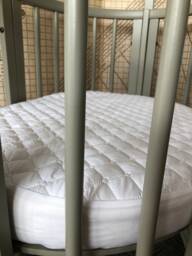 To Fit Stokke Sleepi Mini V2 Or V3 Quilted Waterproof Mattress Protector & Two Fitted Sheets - thumbnail 1