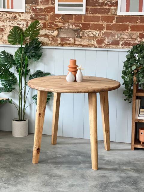 Tria // Mid Century Modern Round Scandinavian Dining Table With Tapered Wood Legs - image 1