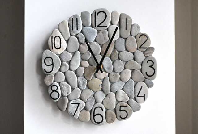 Gray Stone Mosaic Clock 10 - image 1