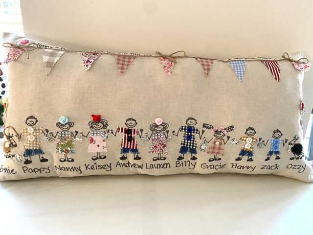 Personalised Family Cushion With 8 Custom Names , Handmade Linen Home Decor, Gift For Mum, Nanna Or Grandma - image 1