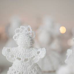 Crochet Angel Christmas Ornament Handmade White Cotton - thumbnail 3