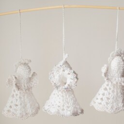 Crochet Angel Christmas Ornament Handmade White Cotton - thumbnail 4