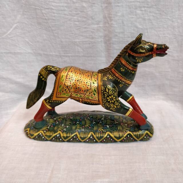 Jade Stone Horse Statue Sculpture, Gemstone Horse, Carved Animals, Home Decoration, Figurine, Garden Statue, Cowboy - image 1