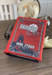 Dracula Pillow Book