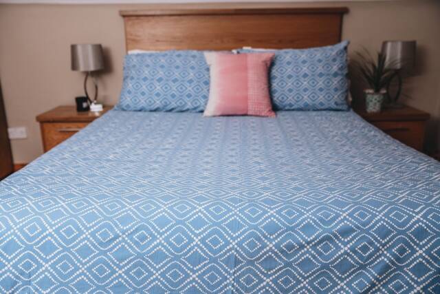 Luxurious Cotton King Size Bedding Set, Reversible Block Printed Duvet Cover With Pillowcases, Eco Friendly Pure Indian Bed Linen - image 1