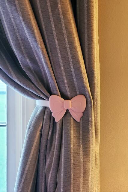 Replaceable Cute Bow Curtain Holdbacks/Tiebacks 3D Printed Plastic - Set Of 2 - image 1