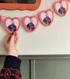 Romantic Pigeon Garland - Bird Wall Decor Cute Pigeon Home Accessory Anniversary Decoration - thumbnail 1