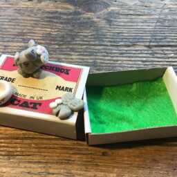 Matchbox Miniature Cat Handmade Kitten With Accessories - thumbnail 3