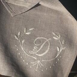 Linen Monogram Guest Hand Towel, Luxurious Personalised Housewarming Wedding Gift, French Style Embroidered Tea Unique Shower Gift - thumbnail 3