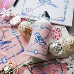 Beautiful Illustrated Hand Towel/Washcloth - Sparrow Vs Mahjong, Very Soft, Beautiful Material - thumbnail 4