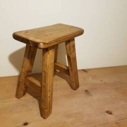Rustic Wooden Milking Stool - thumbnail 2