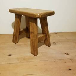 Rustic Wooden Milking Stool - thumbnail 3